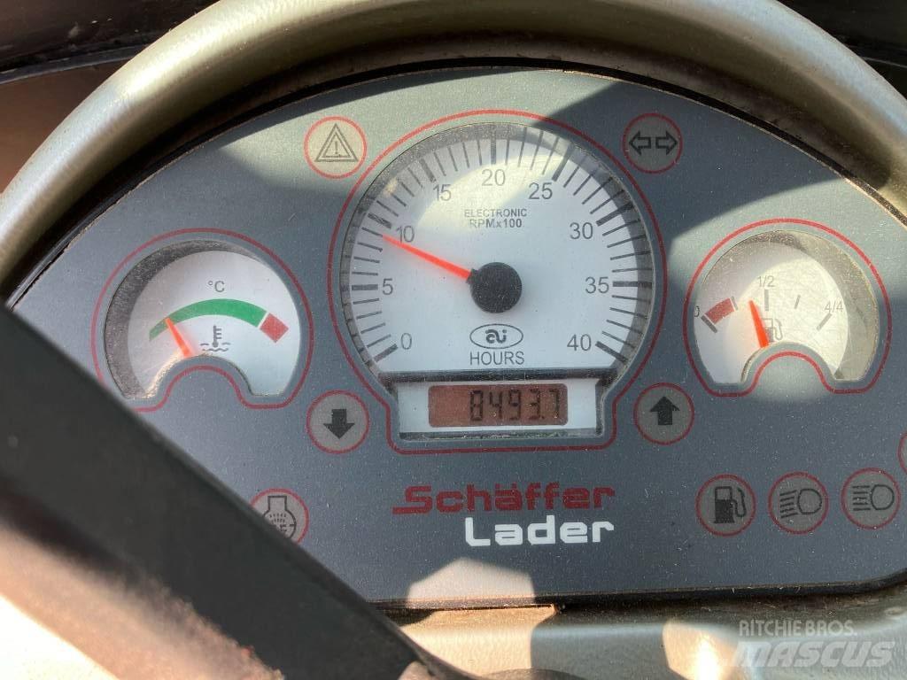 Schäffer 4360 لوادر صغيرة
