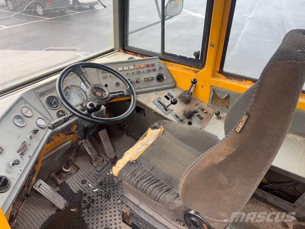 Volvo A 25 C 6x6 ساحبات مفصلية