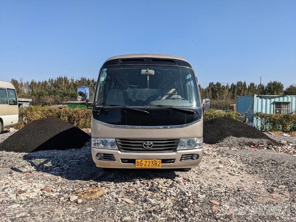 Toyota Coaster Bus حافلة صغيرة