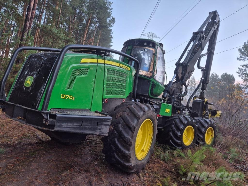 John Deere 1270 E حصادات