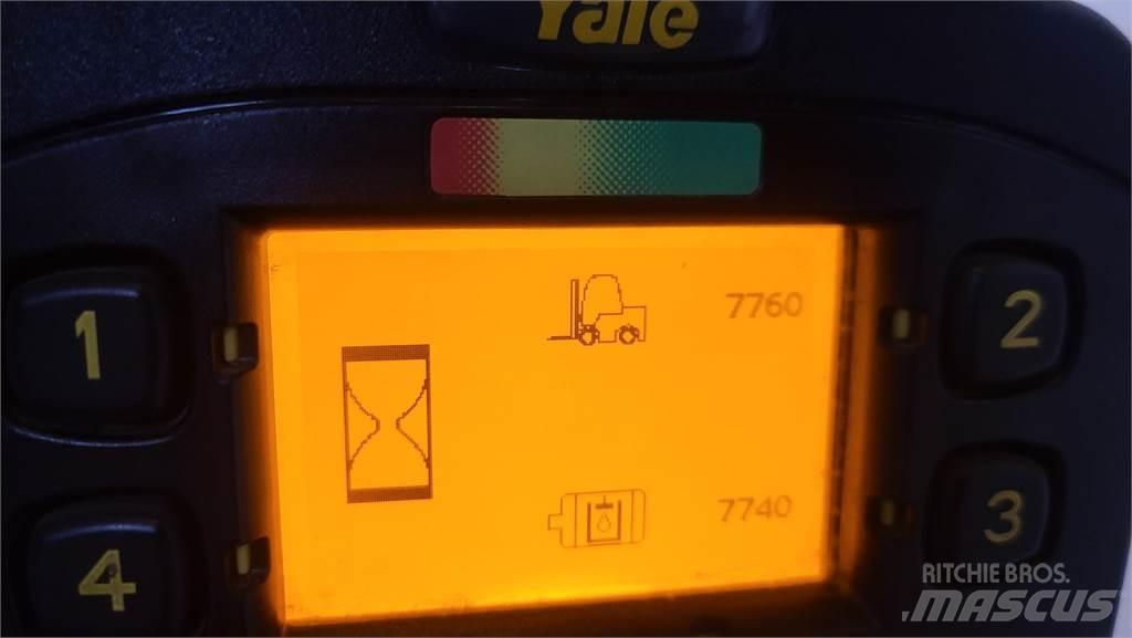 Yale ERP35VL E2145 شاحنات ذات رافعات شوكية تعمل بالكهرباء