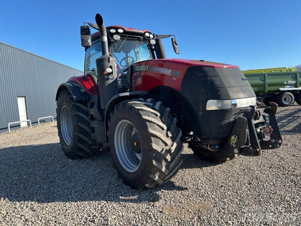 Case IH Magnum 380 الجرارات