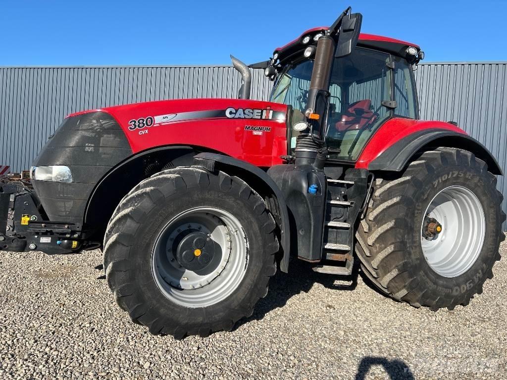 Case IH Magnum 380 الجرارات