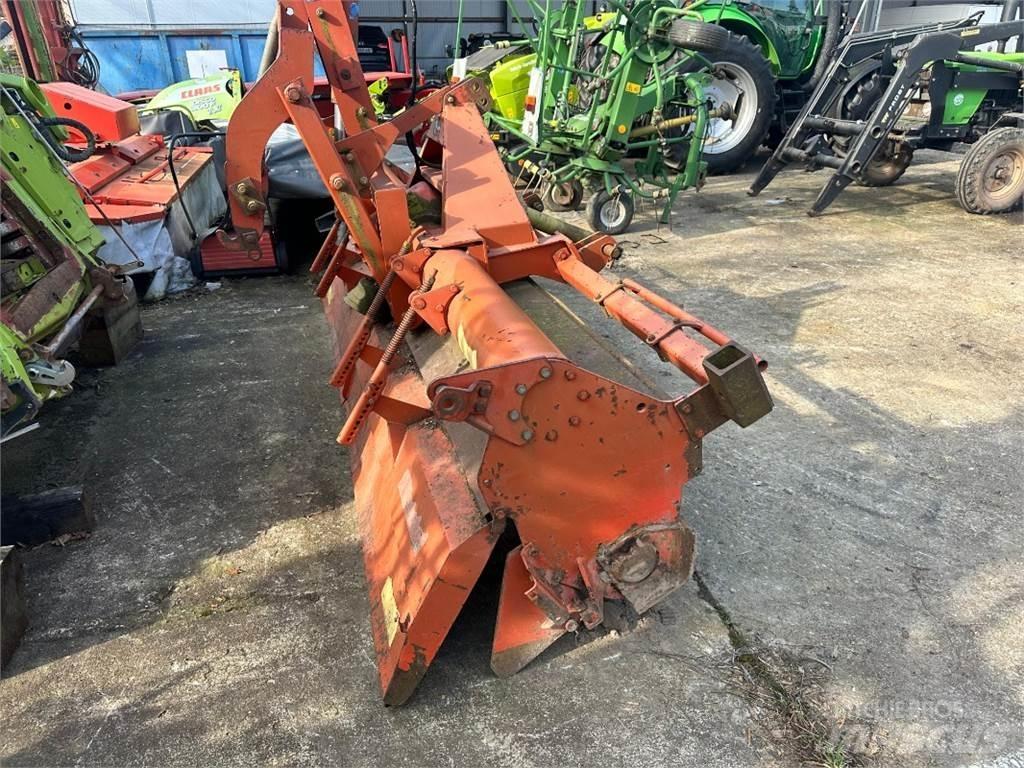 Kuhn EL140N 305 أعمال تجهيز التربة