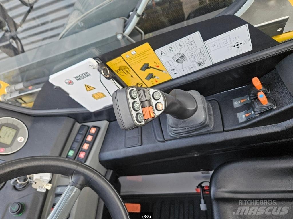 Wacker Neuson TH 412 مناولات متداخلة