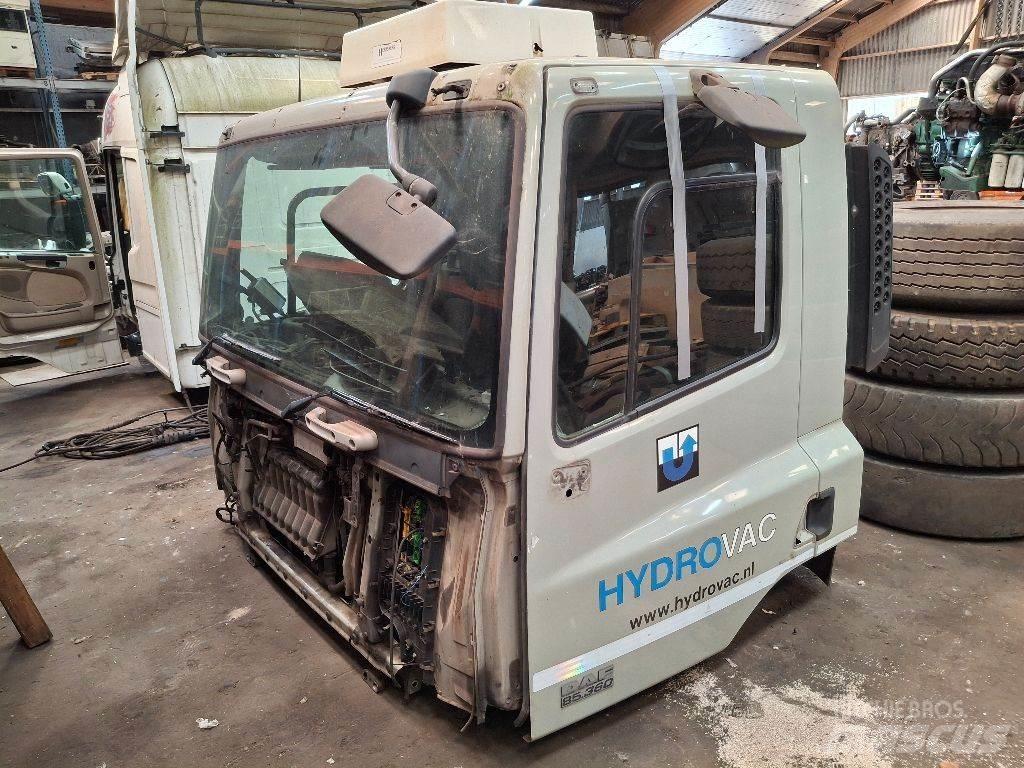 DAF CF 85.360 كابينة والداخلية