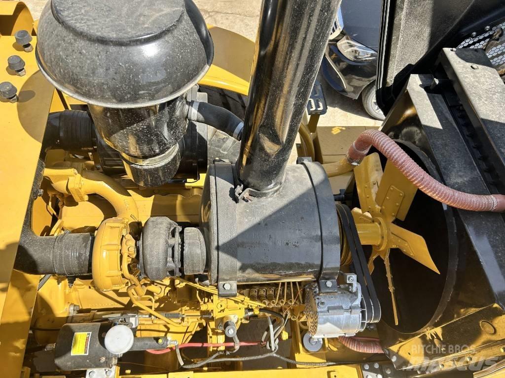 CAT 966 H لوادر بعجل