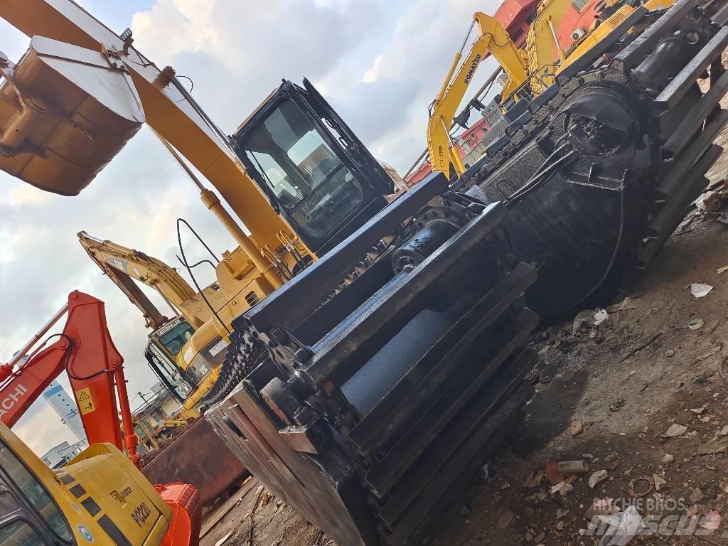 CAT 320 C الحفارات البرمائية