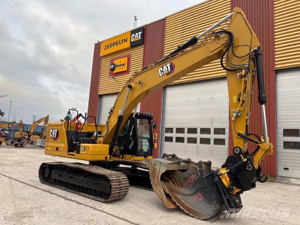 CAT 323 حفارات زحافة