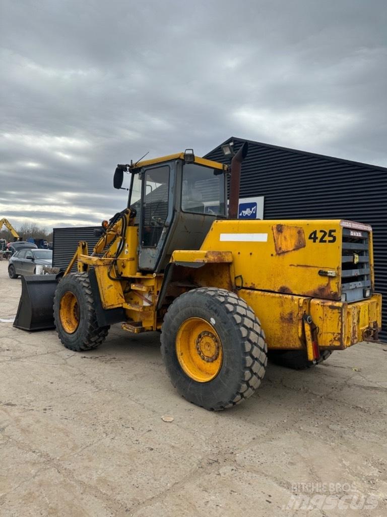 JCB 525 مناولات متداخلة