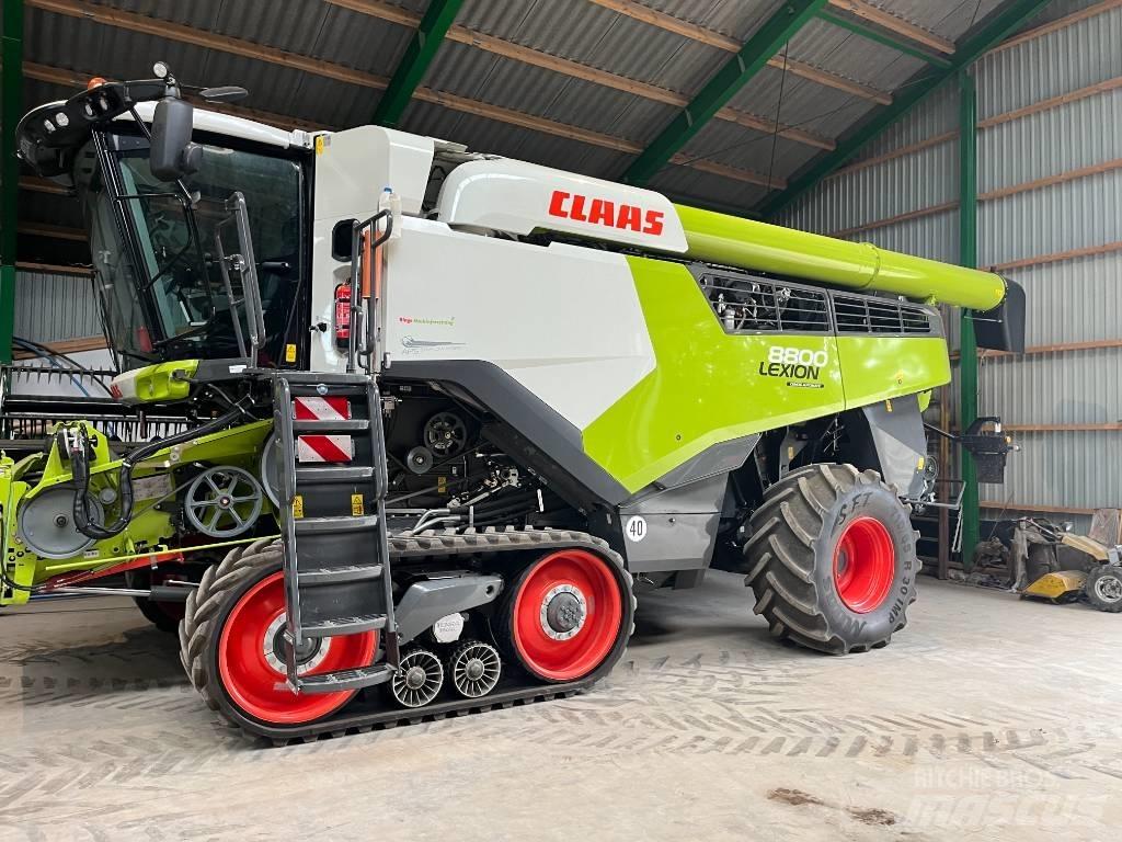 CLAAS Lexion 8800 TT حصادات