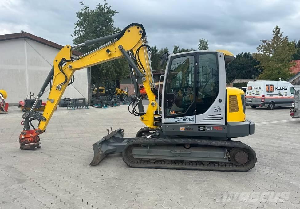 Wacker Neuson ET 90 حفارات زحافة