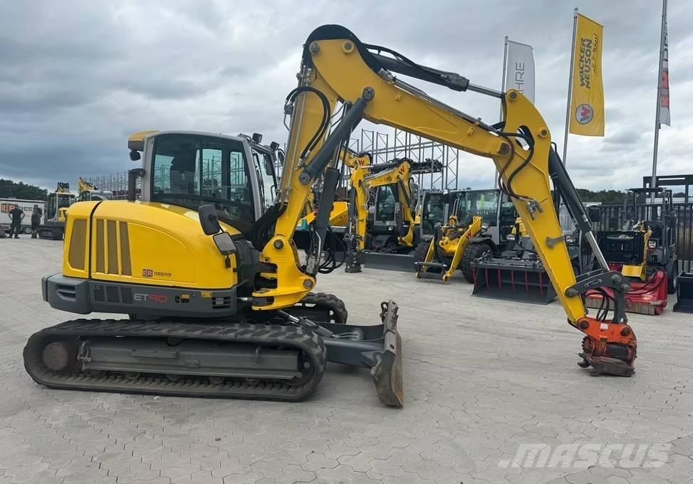 Wacker Neuson ET 90 حفارات زحافة