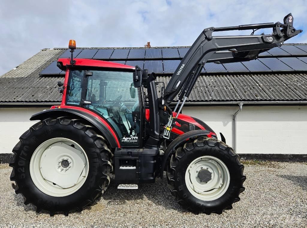 Valtra G 135 Active الجرارات