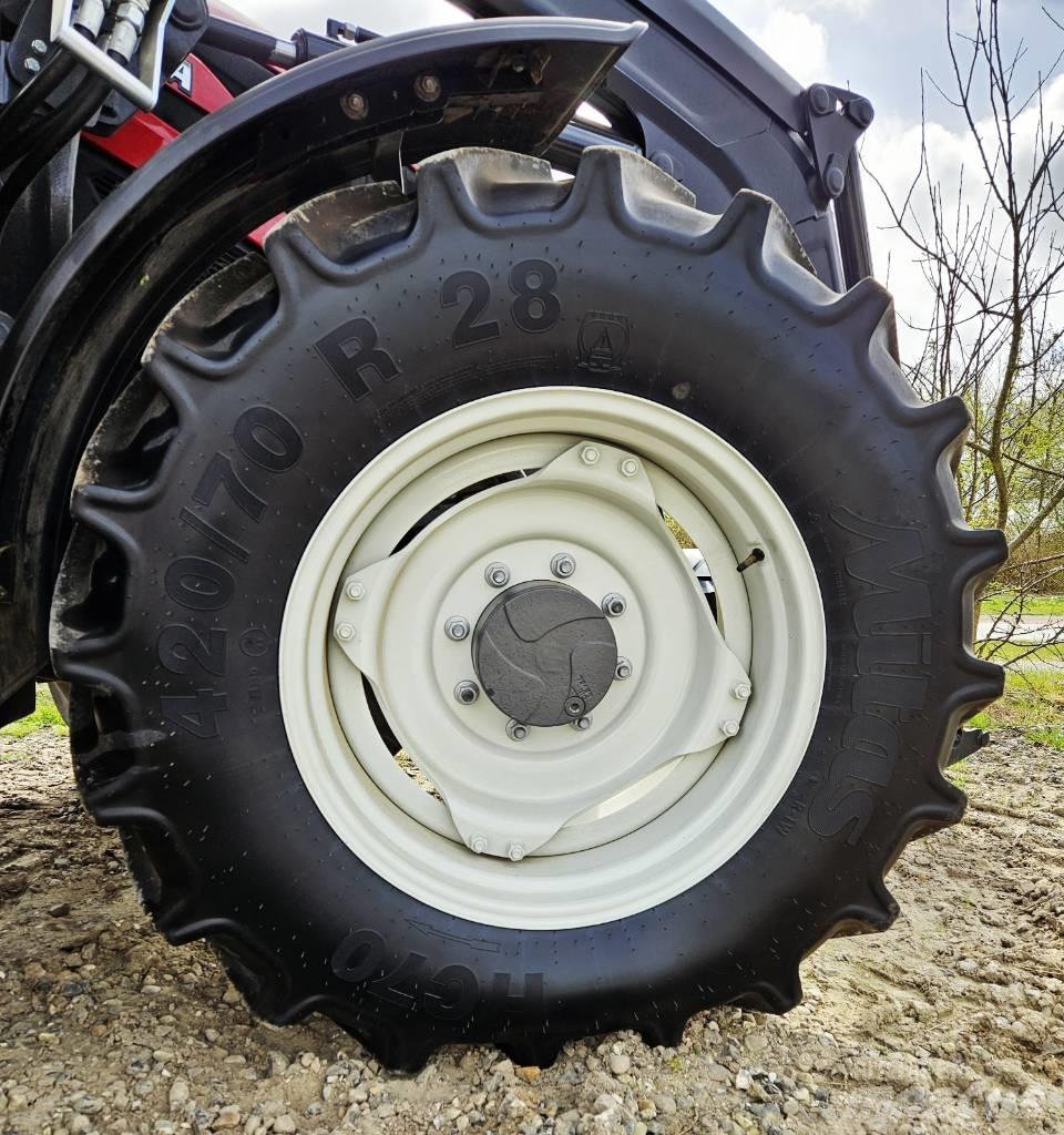 Valtra G 135 Active الجرارات