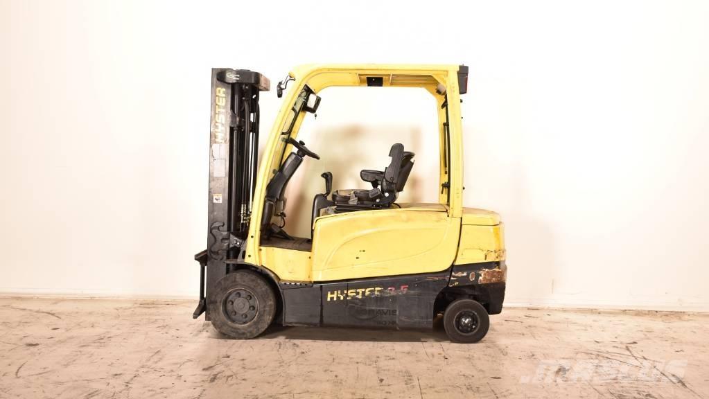 Hyster J 3.5 XN شاحنات ذات رافعات شوكية تعمل بالكهرباء