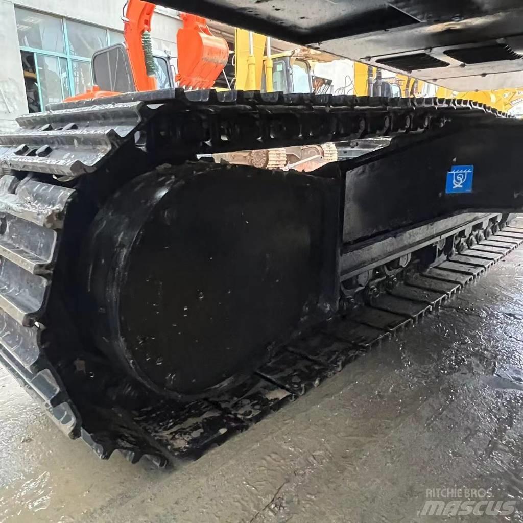 Hitachi ZX 120 حفارات زحافة