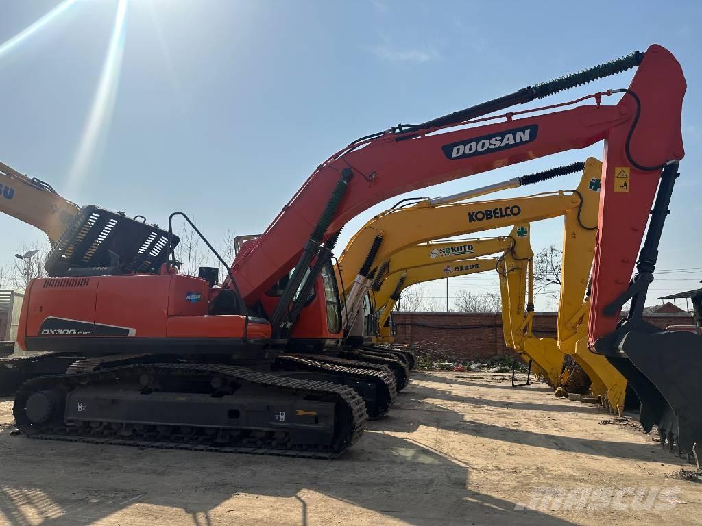 Doosan 300-7 حفارات زحافة