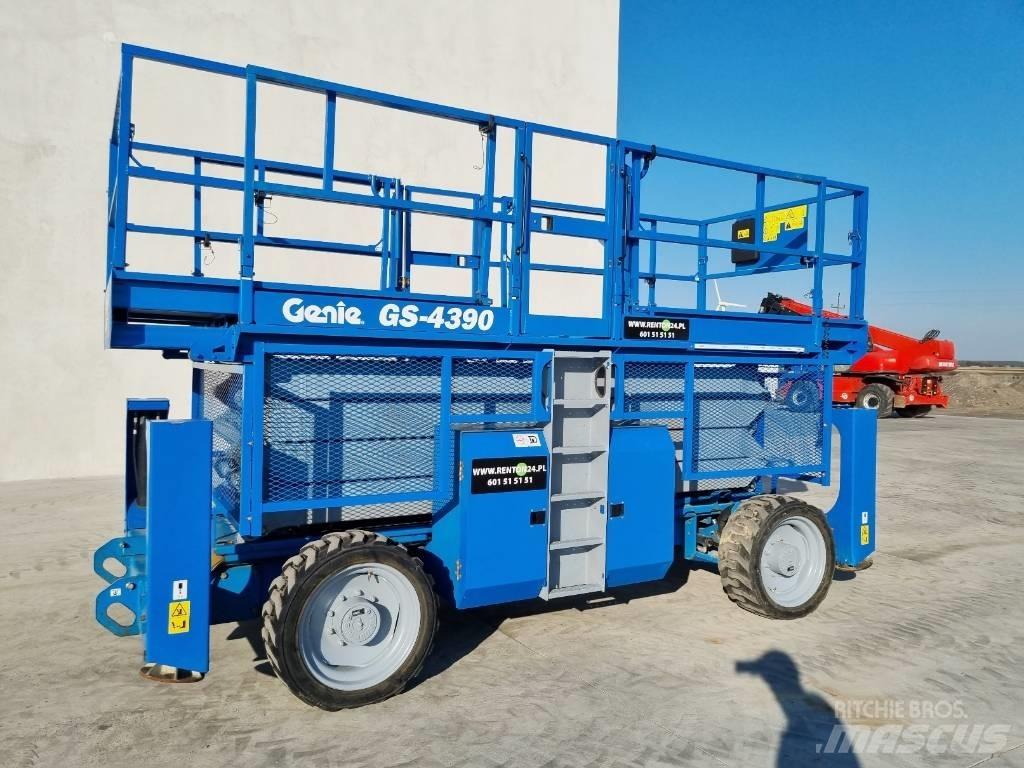 Genie GS 4390 RZ34 رافعات مقصية الشكل
