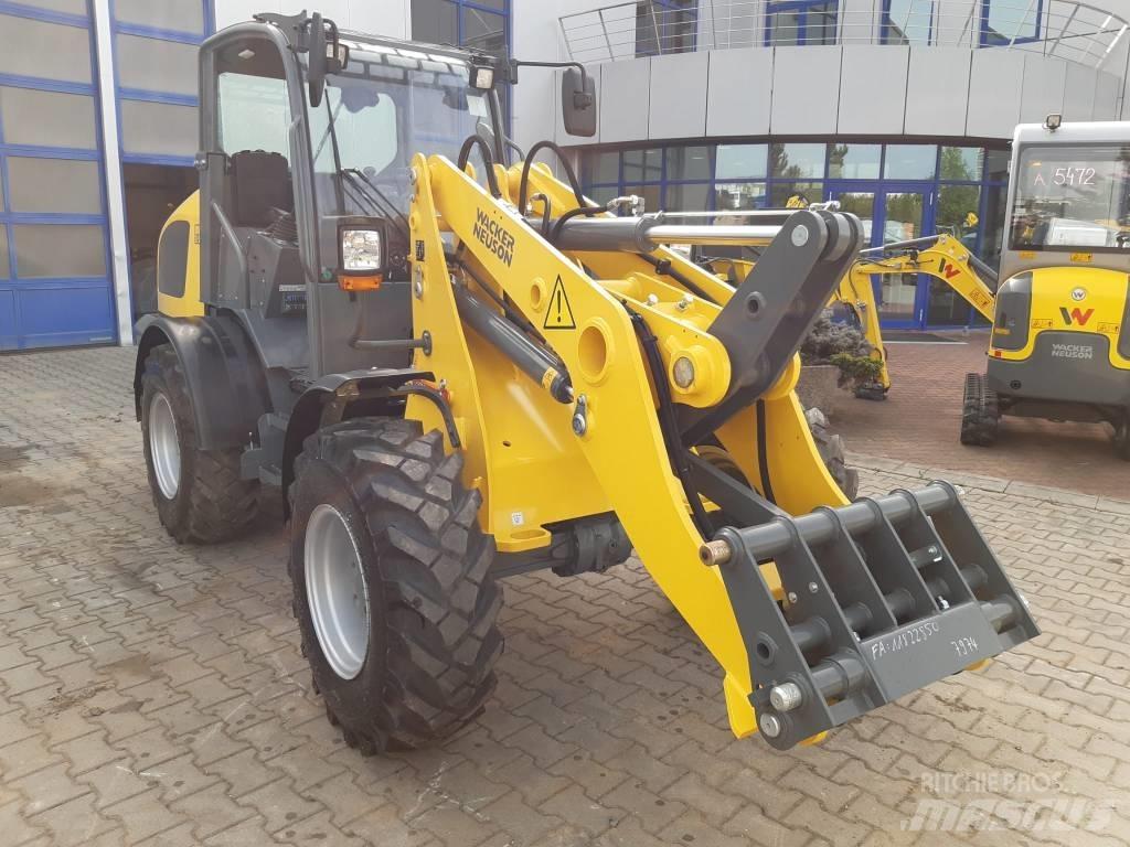 Wacker Neuson WL 54 لوادر بعجل