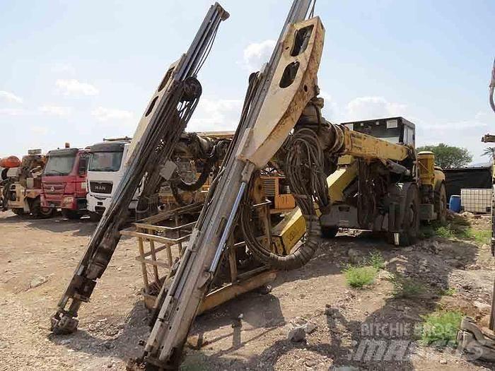 Atlas Copco E2C معدات الثقب السطحي