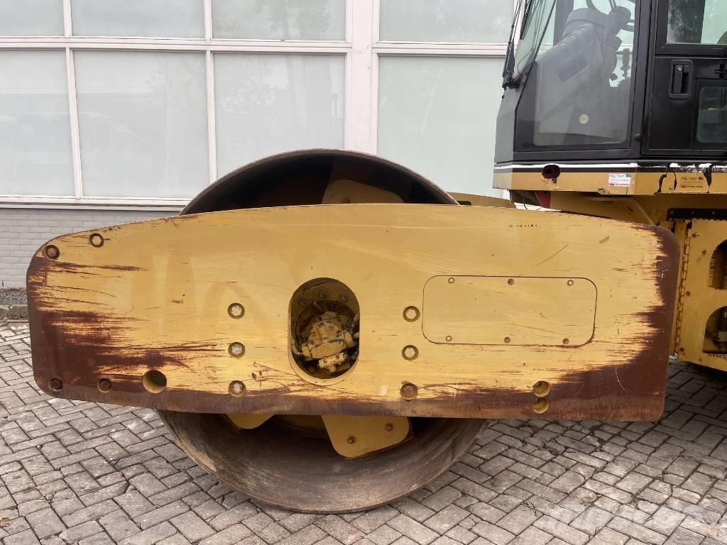 CAT CS 573 E       2004 مداحل أحادية الأسطوانة