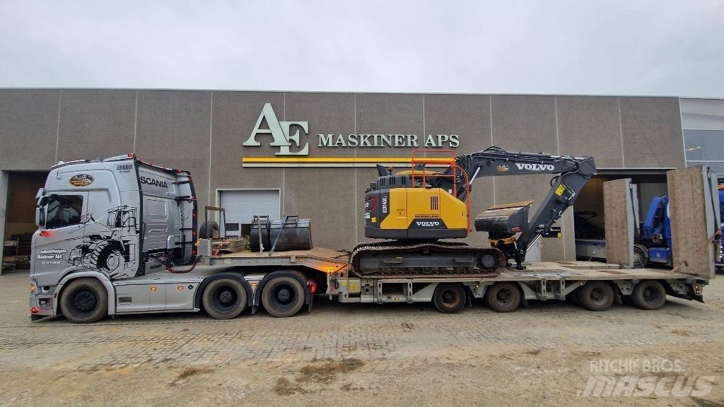 Volvo ECR 145 E حفارات زحافة
