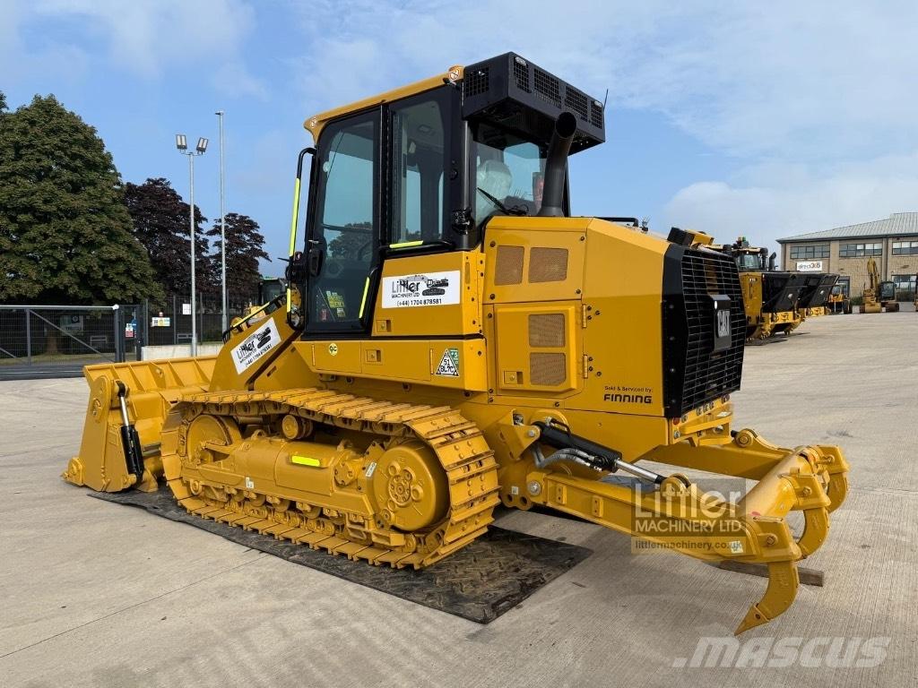 CAT 953 لوادر زحافة