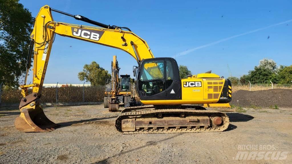 JCB JS 220 LC حفارات زحافة