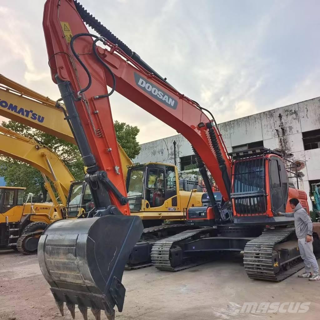 Doosan DX 300 حفارات زحافة