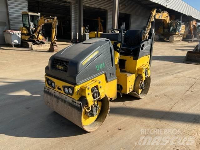 Bomag BW 100 ADM 5 مداحل ثنائية الاسطوانة