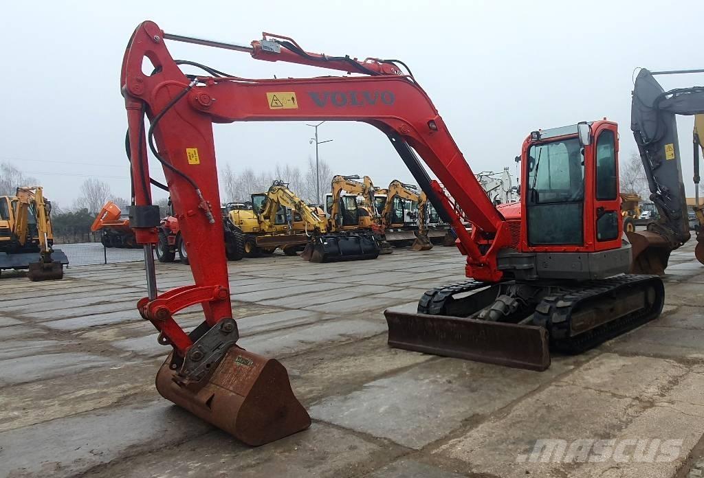 Volvo ECR 88 D حفارات وسط 7 طن - 12 طن