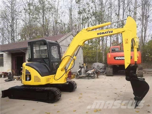Komatsu PC 55 حفارات زحافة
