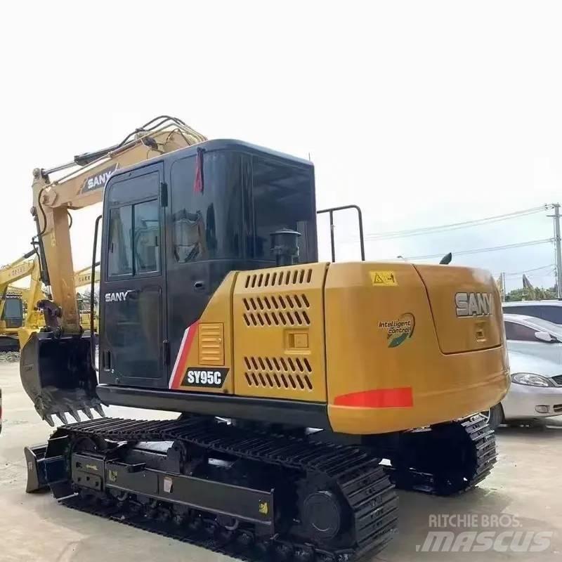 Sany SY95C حفارات زحافة