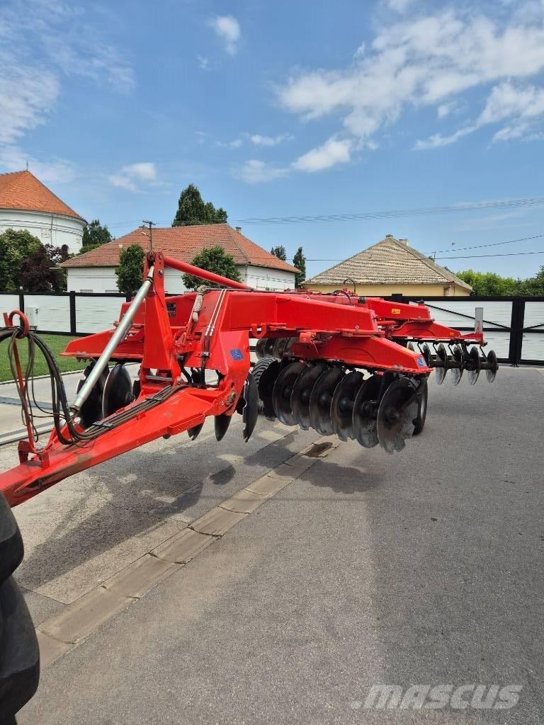 Kuhn Discovery زحافات ساحقة