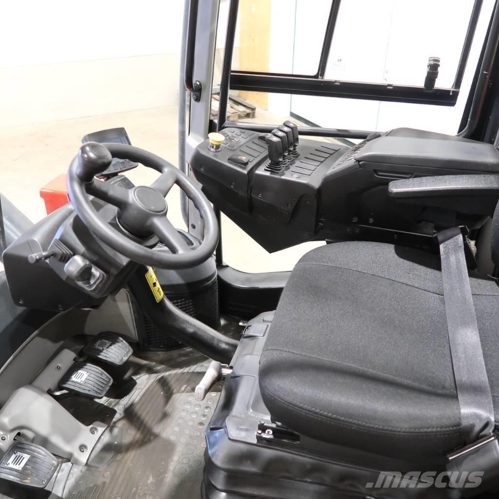 Kalmar DCG 160-12 شاحنات الديزل
