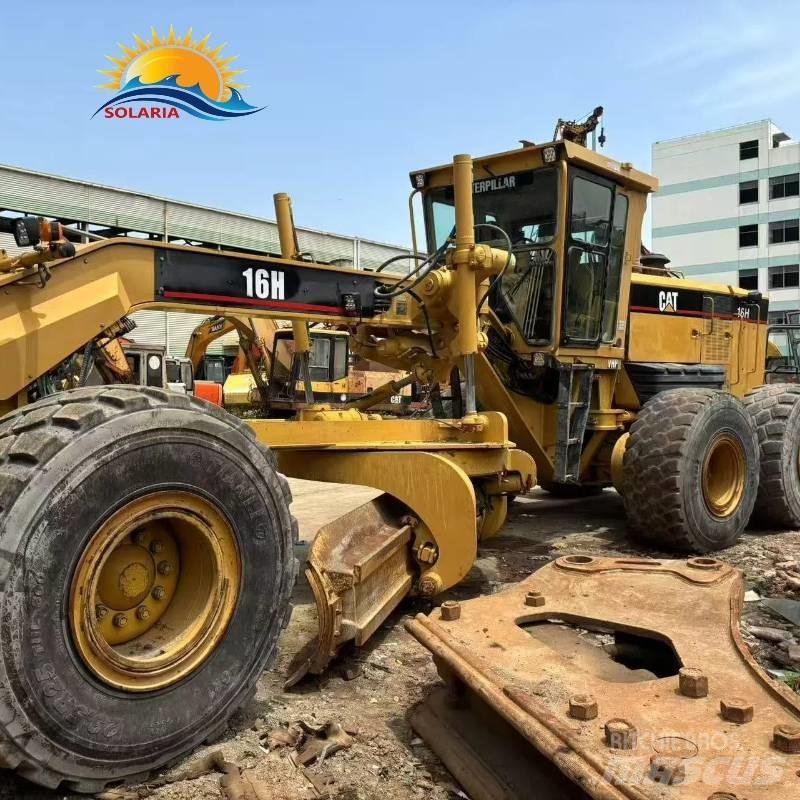 CAT 16h معدات تمهيد الطرق