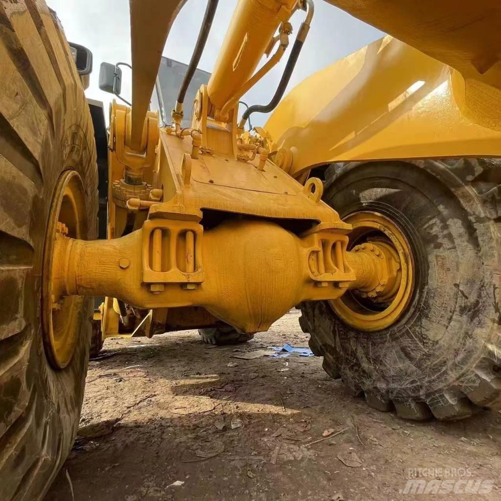 Komatsu WA 500 لوادر بعجل