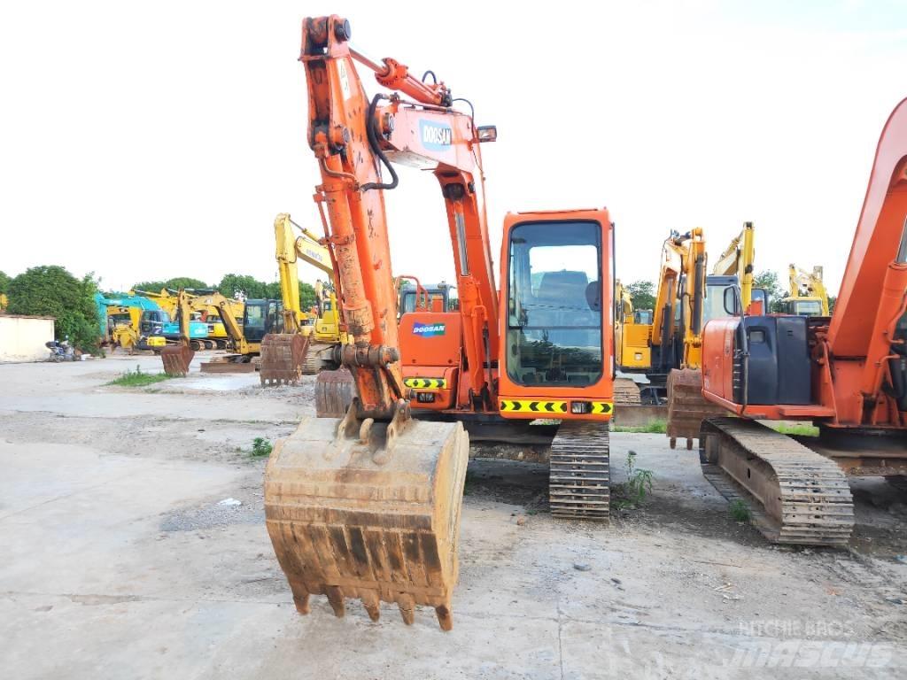 Doosan DH80GOLD حفارات زحافة