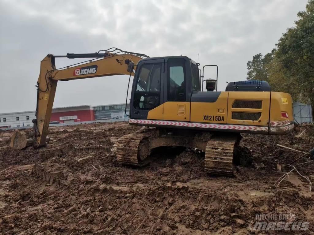 XCMG XE 215 DA حفارات زحافة