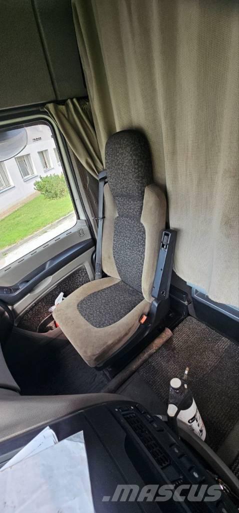 DAF XF 105 شاحنات الرافعات الخطافية