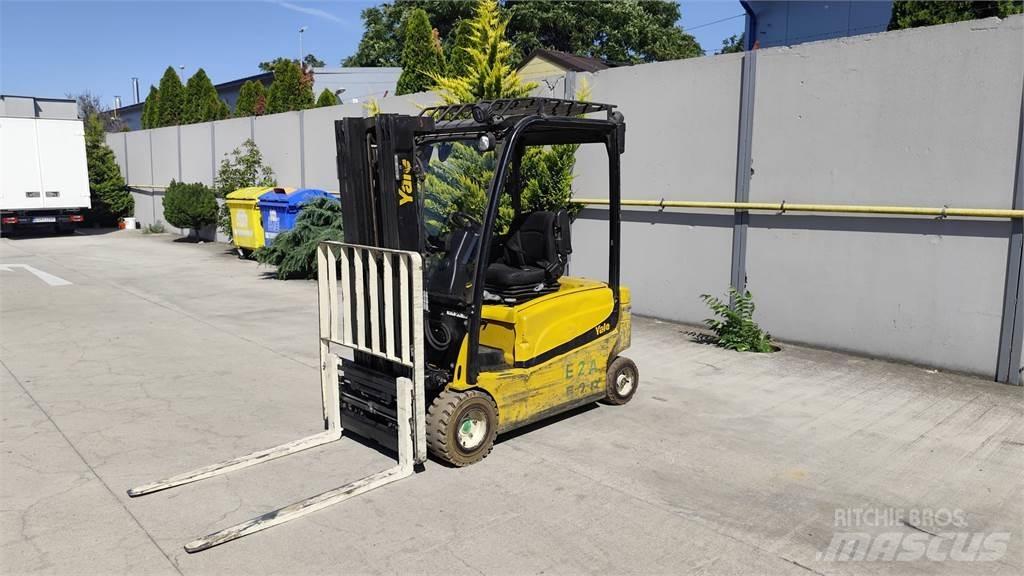 Yale ERP20 VF شاحنات ذات رافعات شوكية تعمل بالكهرباء