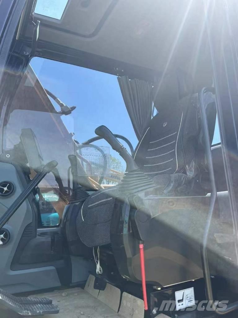 Sany SY 135 C Pro حفارات زحافة