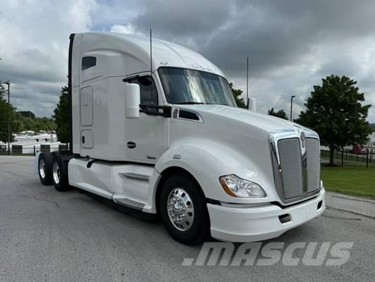 Kenworth T 680 وحدات الجر