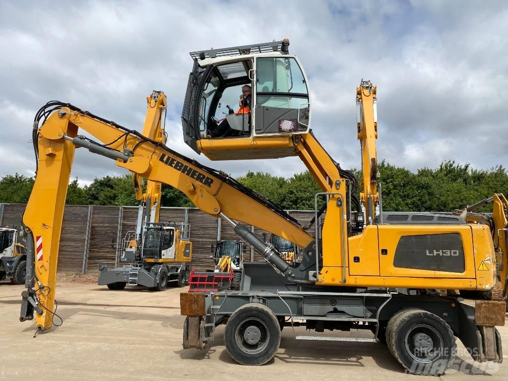 Liebherr LH 30 M# مناولات المخلفات / مناولات صناعية