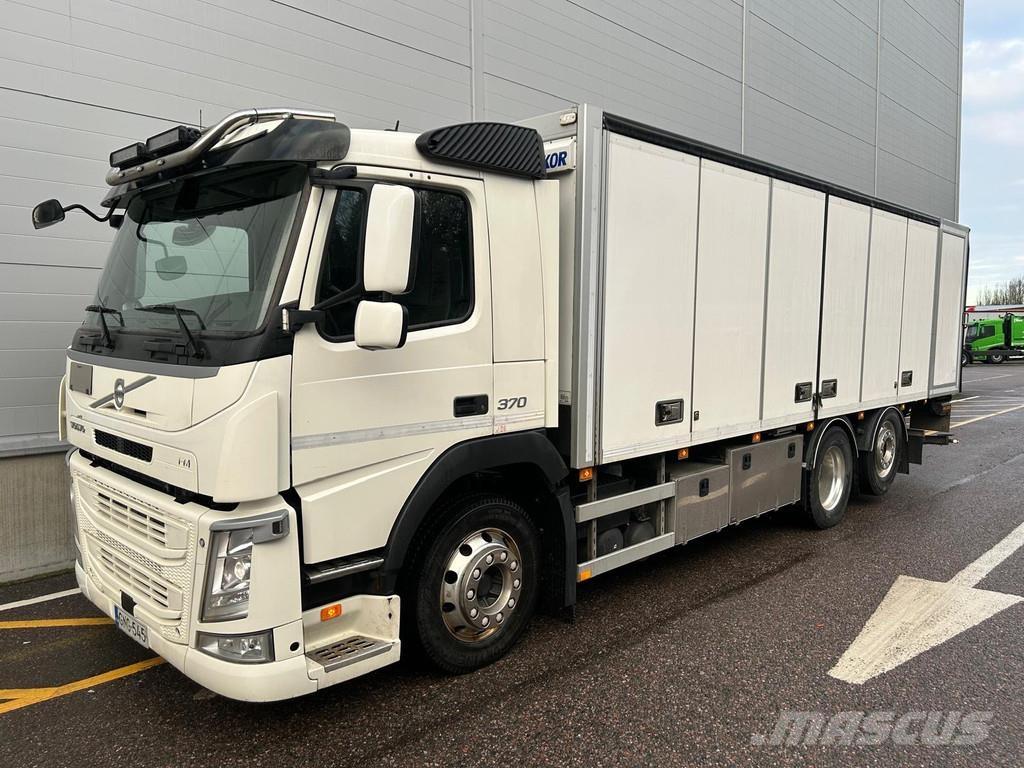 Volvo FM شاحنات بدرجة حرارة قابلة للضبط