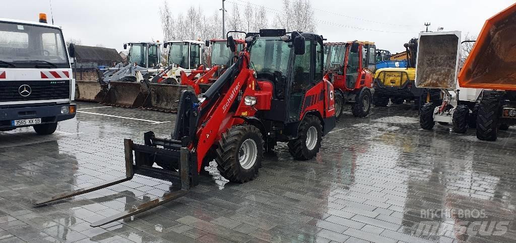 Schafer 4670 لوادر صغيرة