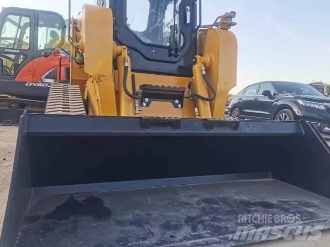 CAT 277D لوادر انزلاقية التوجيه