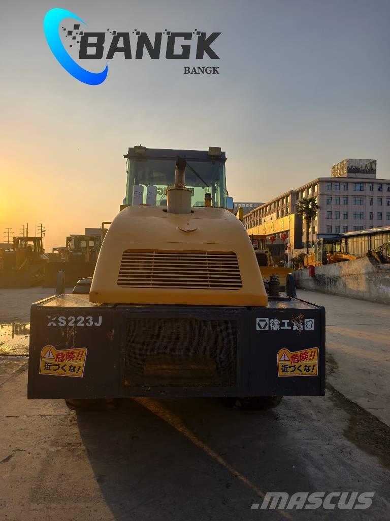 XCMG XS 223 J مداحل أحادية الأسطوانة