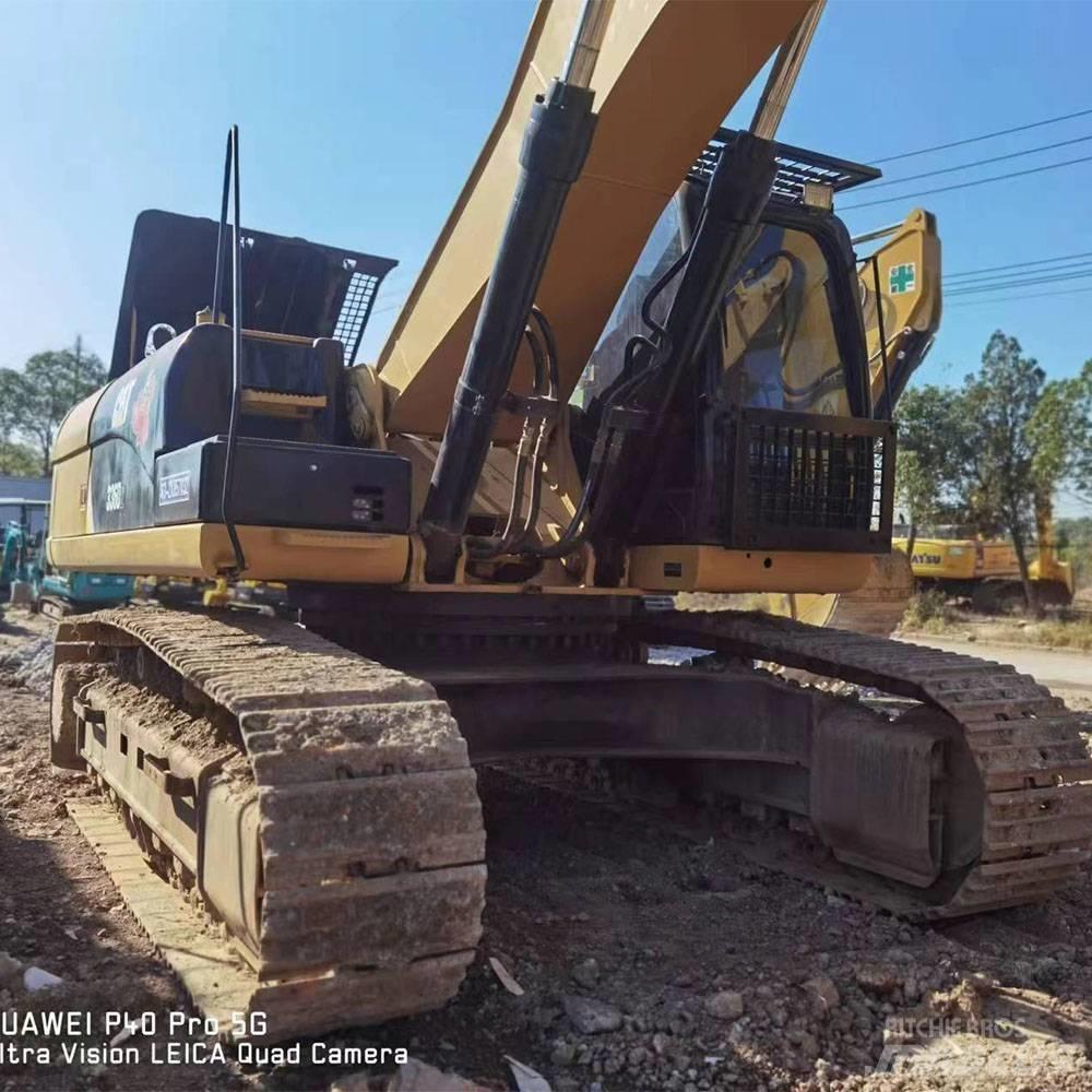 CAT 336 D2 حفارات زحافة